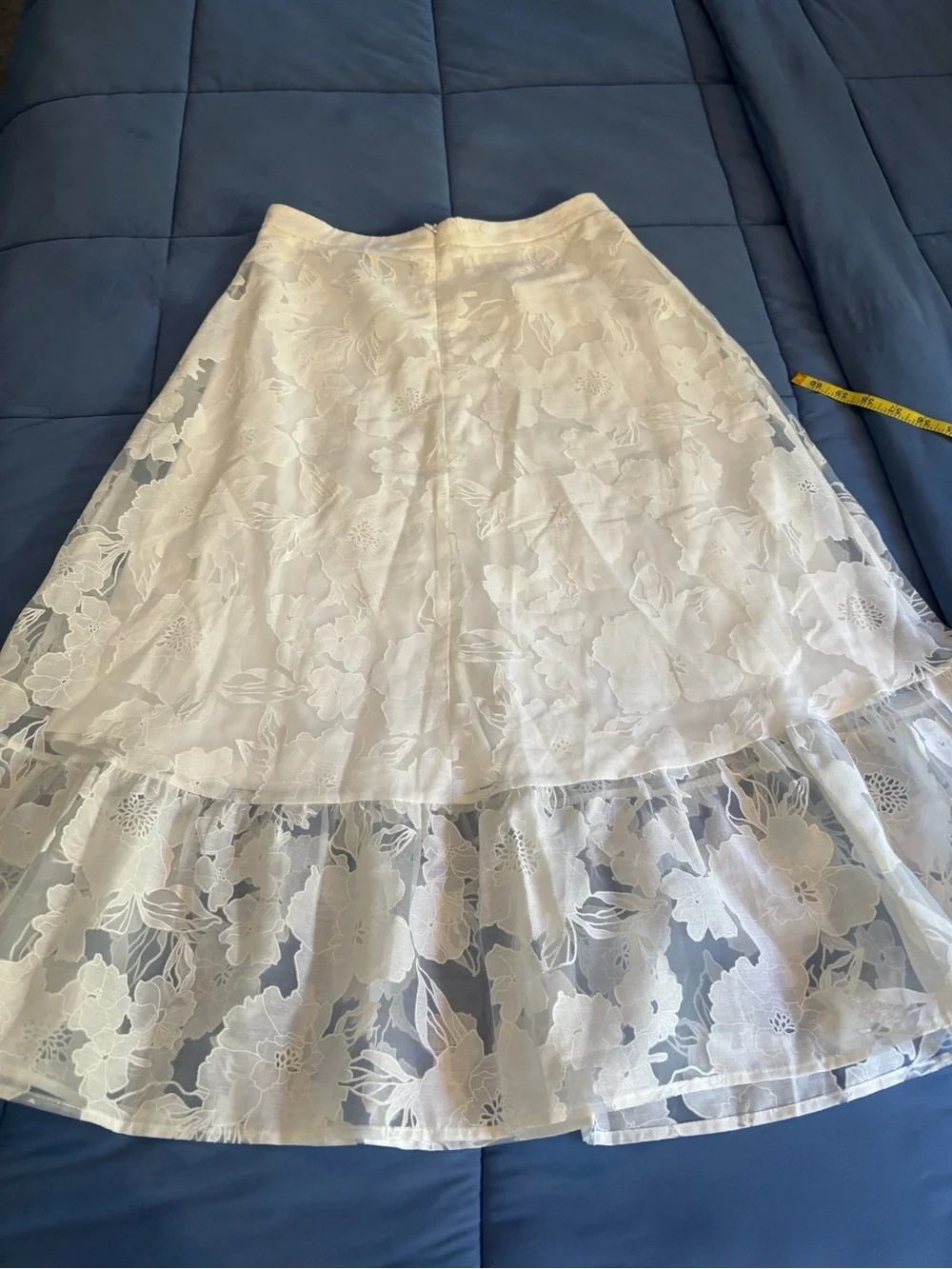 White Lace A-Line Midi Skirt Lulus size Medium